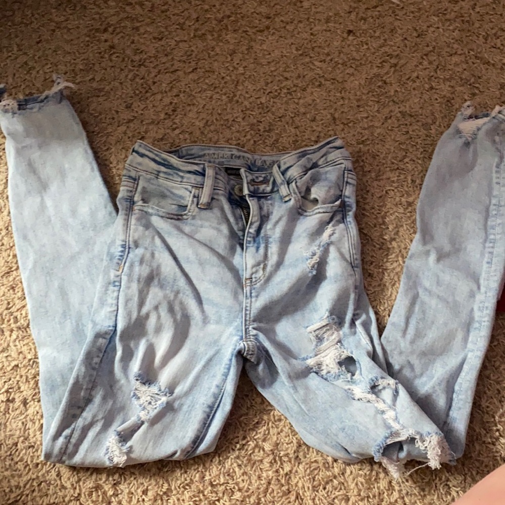 american eagle ripped jeans